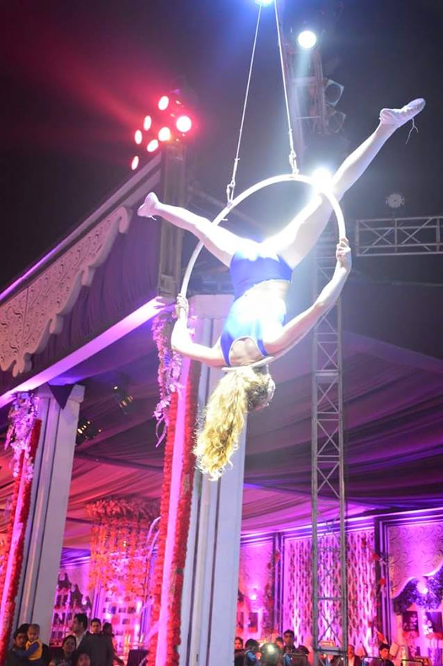 foreigner aerial acts jaipur