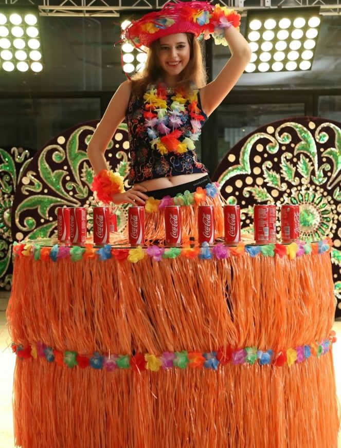 foreigner dancing table girl jaipur