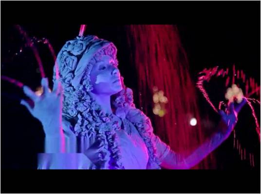 best foreigner fountain girl act jaipur