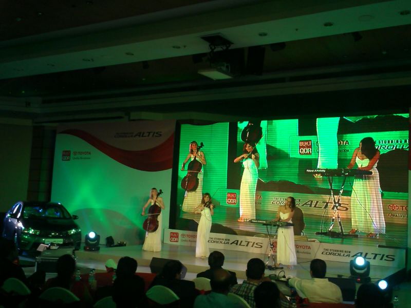 best foreigner female symphony act jaipur
