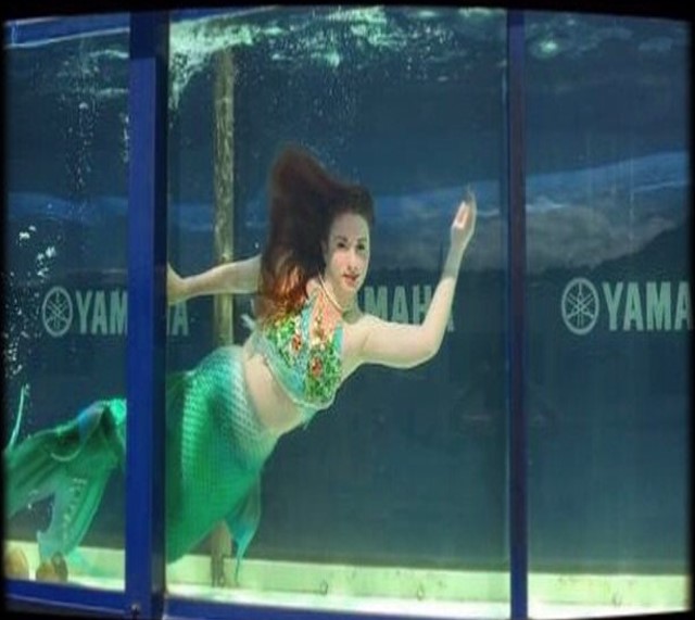 best foreigner water mermaid act jaipur