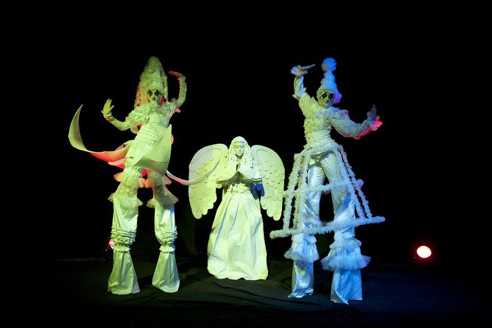 best foreigner white living statue jaipur