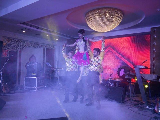 famous item dancer jaipur